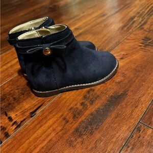 Janie and Jack SUEDE SIDE ZIP BOOTIE size 7